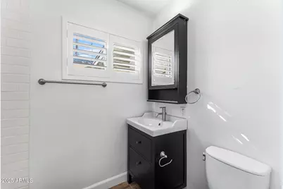 1334 W Sells Drive, Phoenix, AZ 85013 - Photo 15