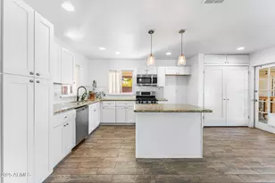 1334 W Sells Dr, Phoenix, AZ 85013 - Photo 9