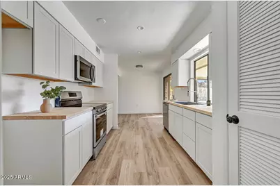 9711 W Indian Hills Drive, Sun City, AZ 85351 - Photo 19