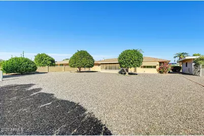 9711 W Indian Hills Drive, Sun City, AZ 85351 - Photo 35