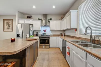 2383 W Jake Haven, Phoenix, AZ 85085 - Photo 9