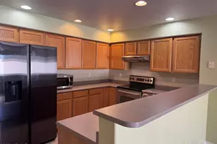 4826 W New World Dr, Glendale, AZ 85302 - Photo 5