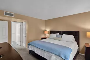 8649 E Royal Palm Rd, Scottsdale, AZ 85258 - Photo 15