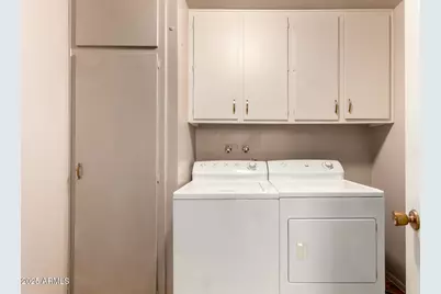 10754 W Cinnebar Avenue, Sun City, AZ 85351 - Photo 19