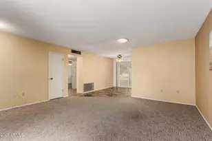 10754 W Cinnebar Ave, Sun City, AZ 85351 - Photo 7