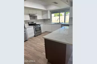 14815 N 24th Drive, Phoenix, AZ 85023 - Photo 7