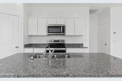 1307 W Hess Avenue, Coolidge, AZ 85128 - Photo 3