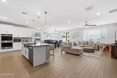 3351 W Dunbar Drive, Phoenix, AZ 85041 - Photo 3