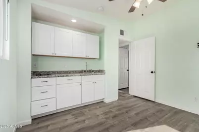 2340 E Sylvia Street, Phoenix, AZ 85022 - Photo 23