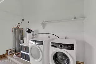 10405 N 65th Dr, Glendale, AZ 85302 - Photo 27