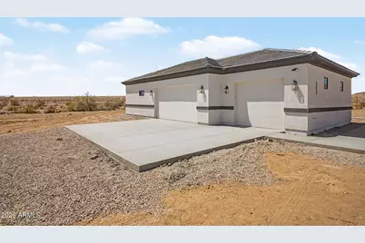 15728 W Montgomery Road, Peoria, AZ 85383 - Photo 1