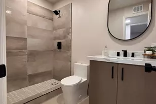 402 W Darrow St, Phoenix, AZ 85041 - Photo 13