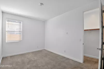 2555 W Sunland Avenue, Phoenix, AZ 85041 - Photo 19