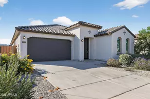 2555 W Sunland Ave, Phoenix, AZ 85041 - Photo 1