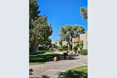1320 E Bethany Home Road #72, Phoenix, AZ 85014 - Photo 3
