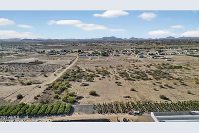 335Xx S 335th Avenue #1, Tonopah, AZ 85354 - Photo 7
