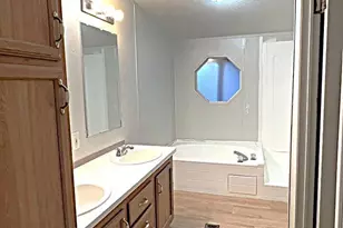 7411 S 43rd Pl, Phoenix, AZ 85042 - Photo 17