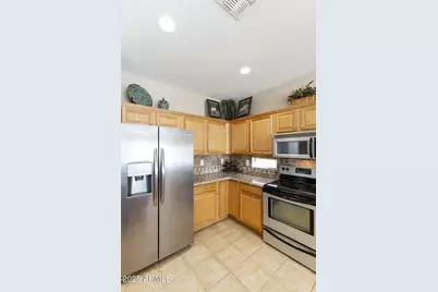 10335 E Posada Avenue, Mesa, AZ 85212 - Photo 9