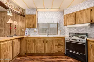 200 E Knox Rd, Chandler, AZ 85225 - Photo 19