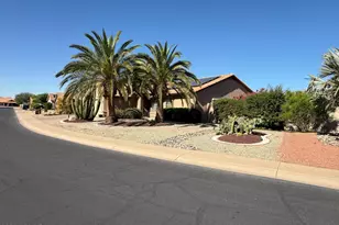 11002 W Yukon Dr, Peoria, AZ 85373 - Photo 3