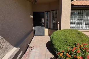 11002 W Yukon Dr, Peoria, AZ 85373 - Photo 7