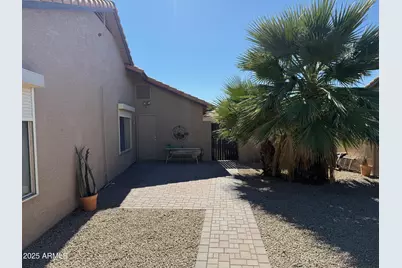 11002 W Yukon Drive, Peoria, AZ 85373 - Photo 47
