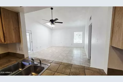 2506 W Caribbean Lane #10, Phoenix, AZ 85023 - Photo 5