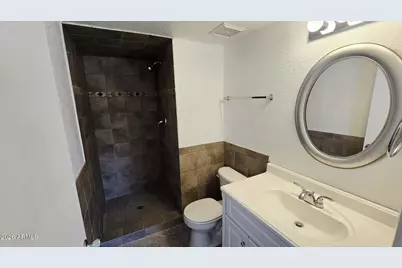 2506 W Caribbean Lane #10, Phoenix, AZ 85023 - Photo 17