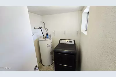 2506 W Caribbean Lane #10, Phoenix, AZ 85023 - Photo 7