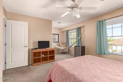 10224 N 65th Lane, Glendale, AZ 85302 - Photo 9