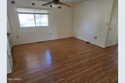 19065 N Dinero Road, Sun City, AZ 85373 - Photo 13