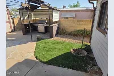 19065 N Dinero Road, Sun City, AZ 85373 - Photo 37