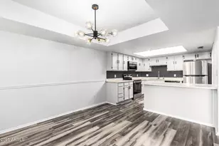 8344 N 21st Dr, Phoenix, AZ 85021 - Photo 9