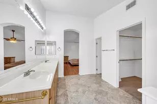 1342 N McKenna Ln, Gilbert, AZ 85233 - Photo 33