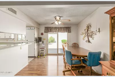 26019 S Parkside Drive, Sun Lakes, AZ 85248 - Photo 9