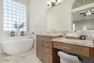 6356 W Adobe Dr, Glendale, AZ 85308 - Photo 9