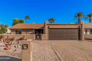 25237 S Lakeway Dr, Sun Lakes, AZ 85248 - Photo 3
