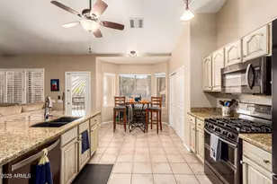 1317 E Cottonwood Ln, Phoenix, AZ 85048 - Photo 19