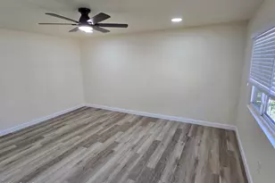 10838 W Thunderbird Blvd, Sun City, AZ 85351 - Photo 19