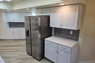 10838 W Thunderbird Blvd, Sun City, AZ 85351 - Photo 3