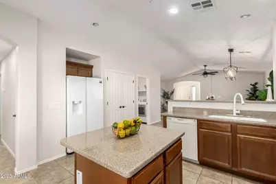 12788 W Chucks Avenue, Peoria, AZ 85383 - Photo 11