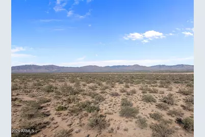 30823 S Vagabond Trail, Congress, AZ 85332 - Photo 5