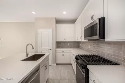 5617 N 205th Lane, Buckeye, AZ 85396 - Photo 11