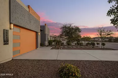 13227 S 193rd Avenue, Buckeye, AZ 85326 - Photo 9