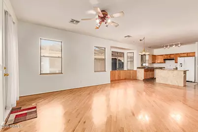 13558 W Young Street, Surprise, AZ 85374 - Photo 11