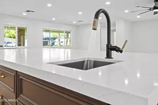 7801 N 16th Ln, Phoenix, AZ 85021 - Photo 15