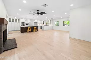 7801 N 16th Ln, Phoenix, AZ 85021 - Photo 7