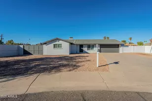 2914 E Cactus Rd, Phoenix, AZ 85032 - Photo 1