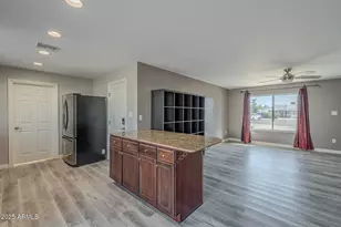 2914 E Cactus Rd, Phoenix, AZ 85032 - Photo 13