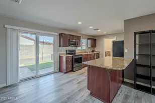 2914 E Cactus Rd, Phoenix, AZ 85032 - Photo 11